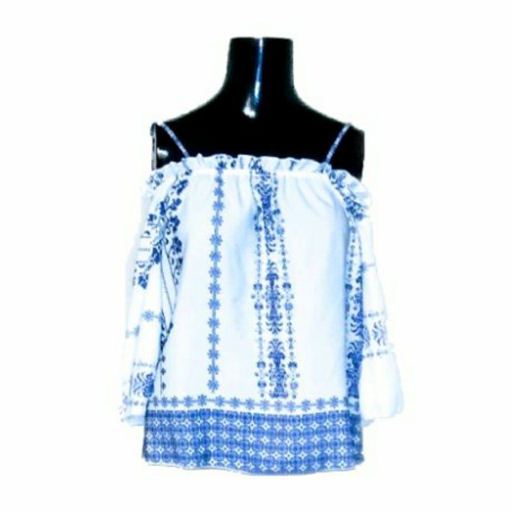 elleCLO Off The Shoulder Spaghetti Strap Top 👕